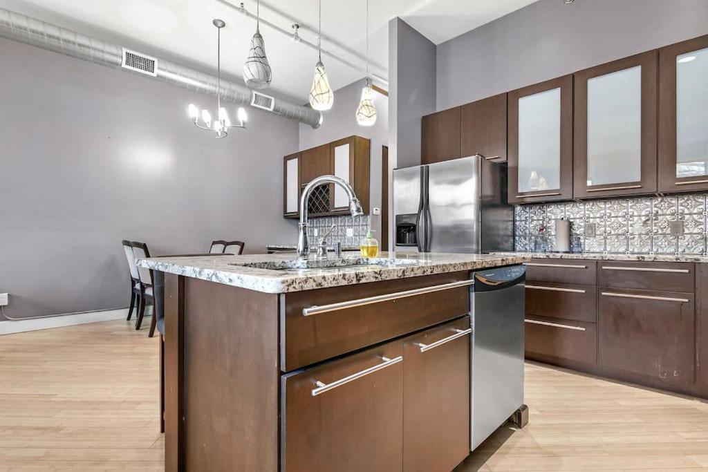 Lovely 2-Bedroom Unit In Springfriend Springfield Exterior foto