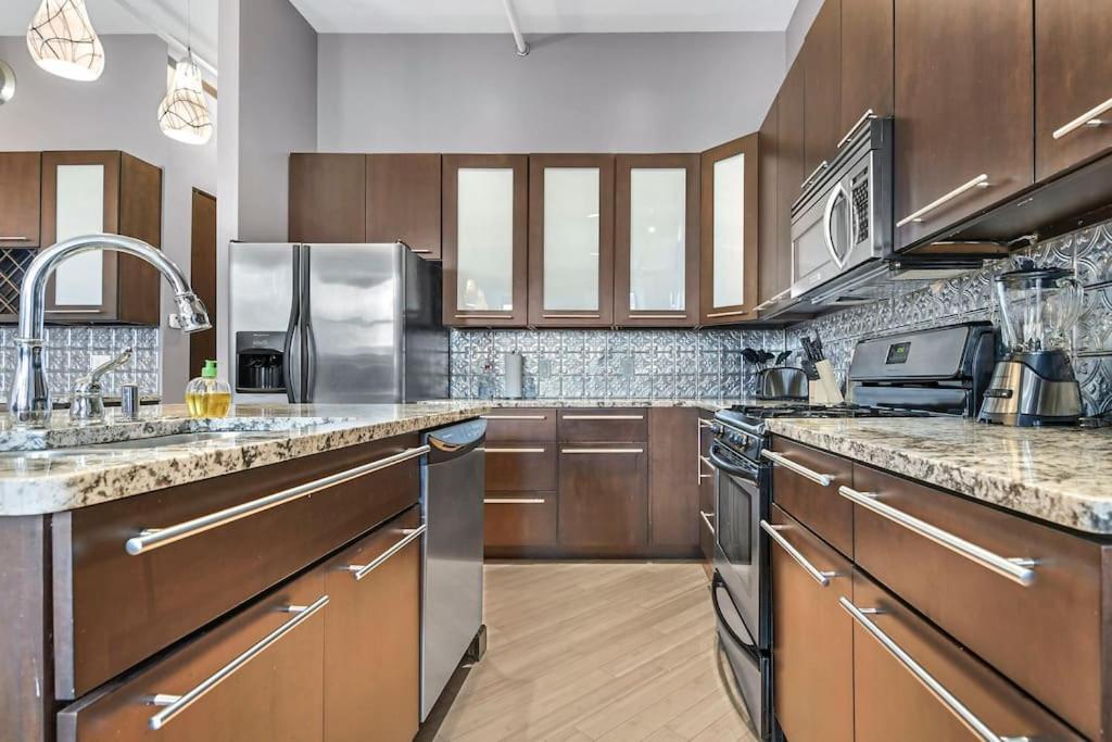 Lovely 2-Bedroom Unit In Springfriend Springfield Exterior foto