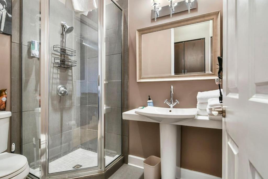 Lovely 2-Bedroom Unit In Springfriend Springfield Exterior foto