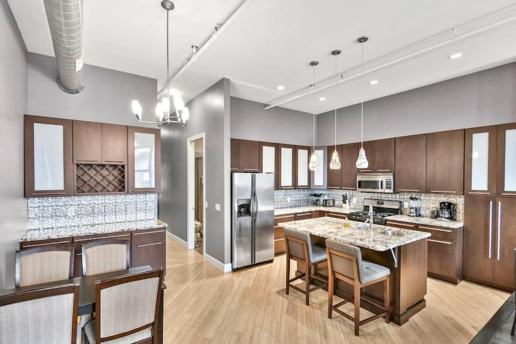 Lovely 2-Bedroom Unit In Springfriend Springfield Exterior foto